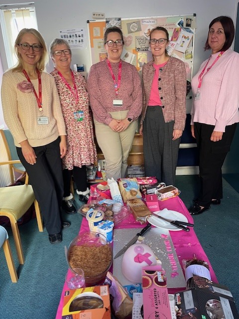 Left to right. Olga Shaw, Consultant Radionologist. Carol Brearley, Macmillian Breast Care Specialist Nurse. Rachel Kayley, Breast Screening Administrator. Cat Smith MP. Marisa Butts, Breast Screening Administrator 